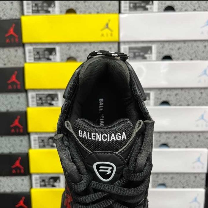Balenciaga Runner 7.0 44 номер XA Batch