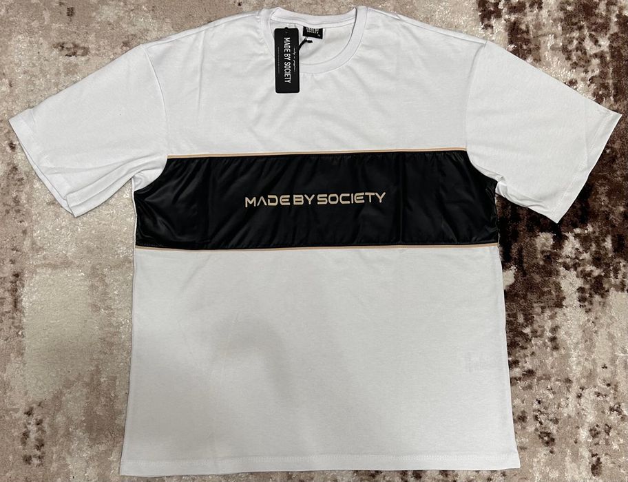 Vând compleu nou de bărbați Made by Society