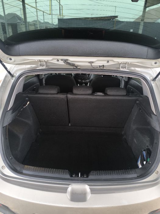 Продам Киа Сид 2013 механика