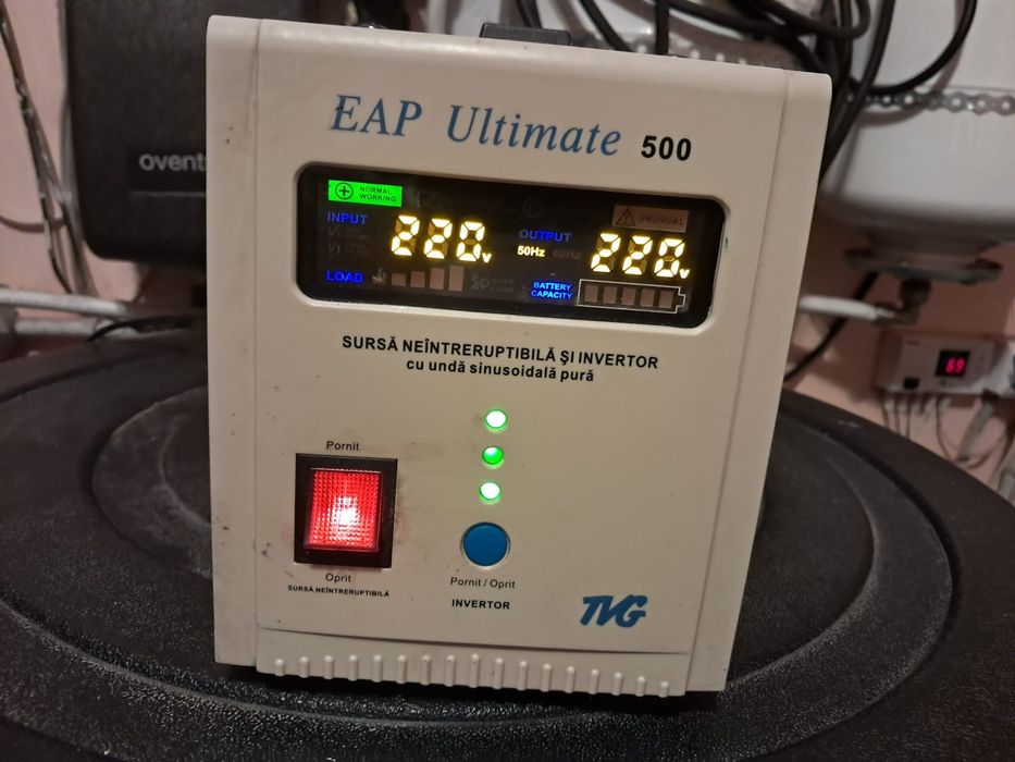 Stabilizator de tensiune 500 VA, utilizat, în stare perfectă de lucru