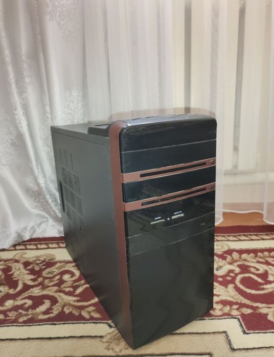 Компьютер системный блок