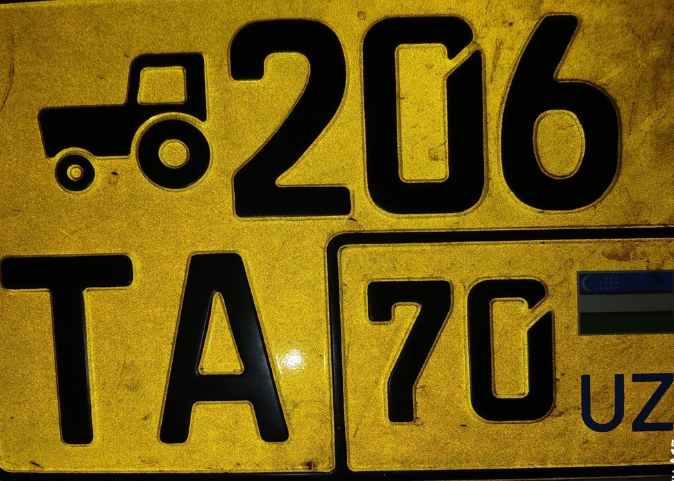 Мтз 80 сотилади  катта кабина