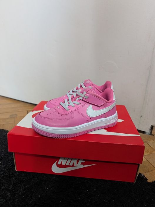 Детски маратонки NIKE AIR FORCE 1