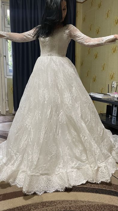 Продаются новые свадебные платья