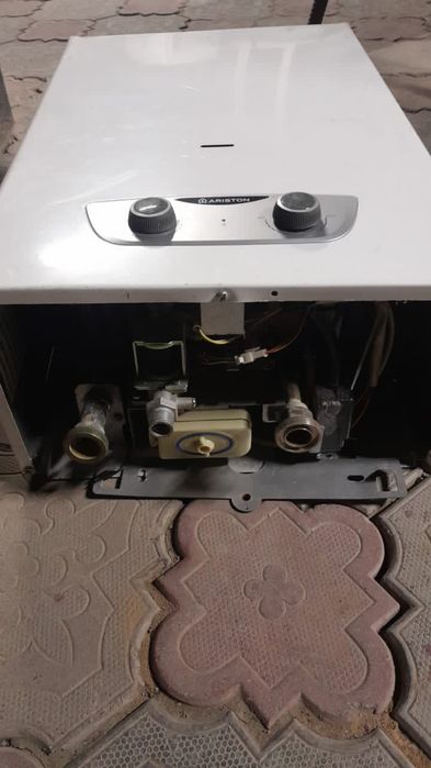 Газовый водонагреватель