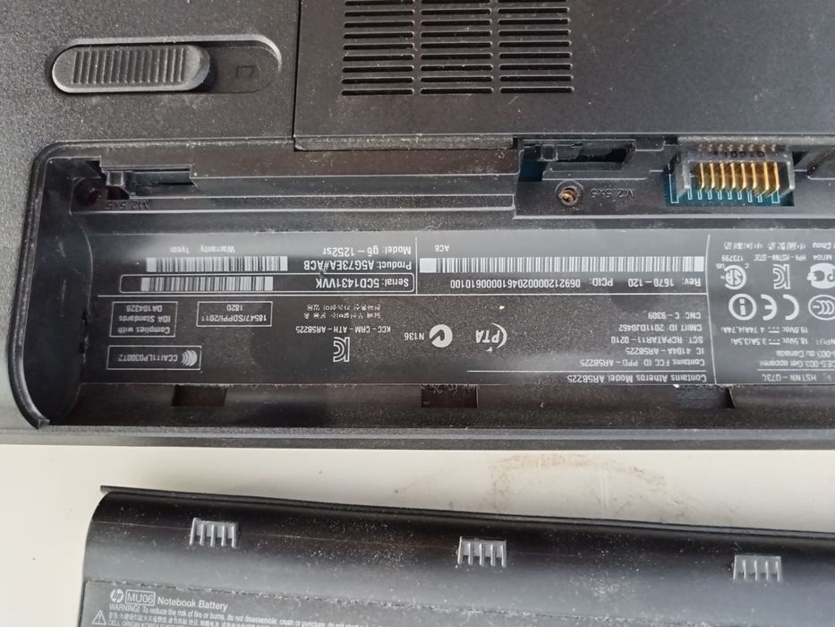 Корпуса HP G6 количество 2шт