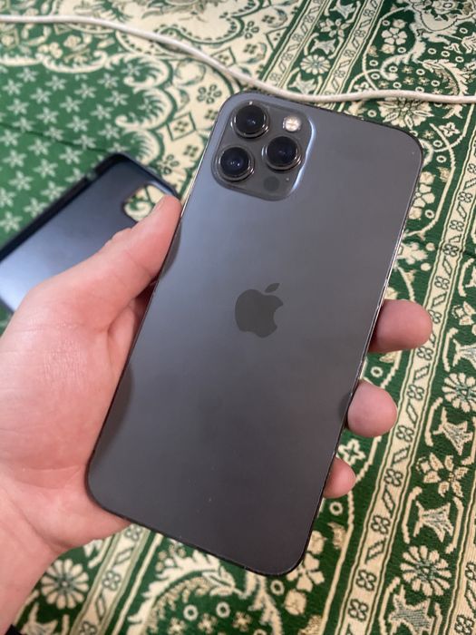 Айфон 12 про макс