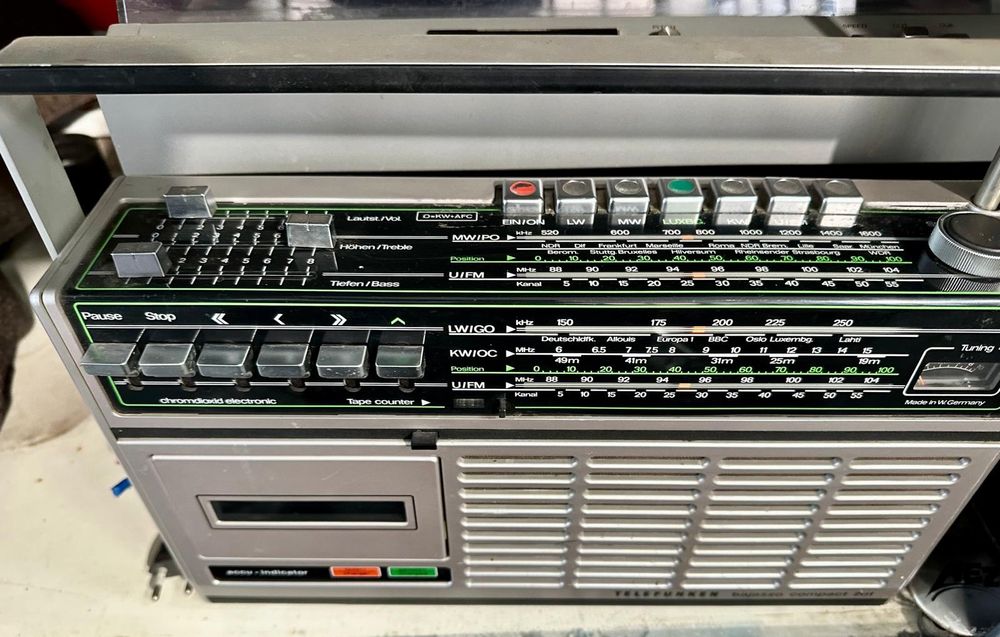 Radio TELEFUNKEN bajazzo compact 201