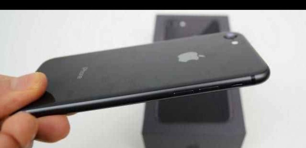 Iphone 8 liber original ca nou