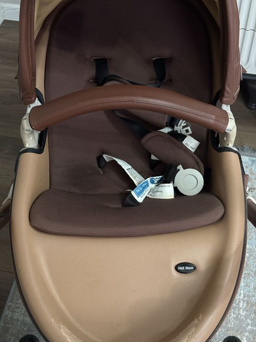 Детская коляска HOT MOM