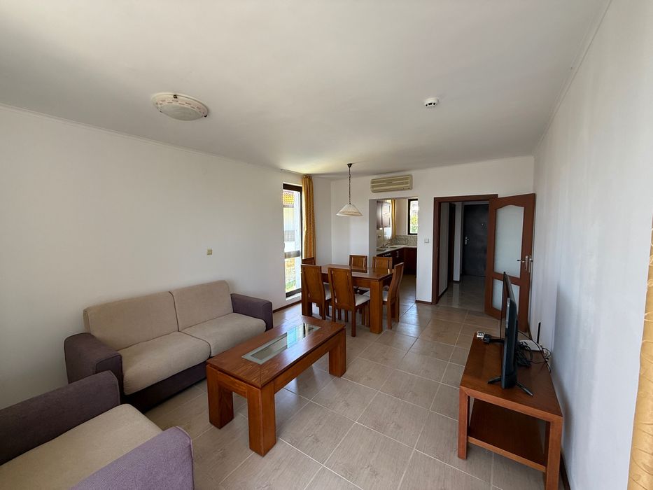 Продава се Тристаен апартамент в с. Кошарица, Област Бургас - 87 кв.м за 1035 €/кв.м - Снимка #2