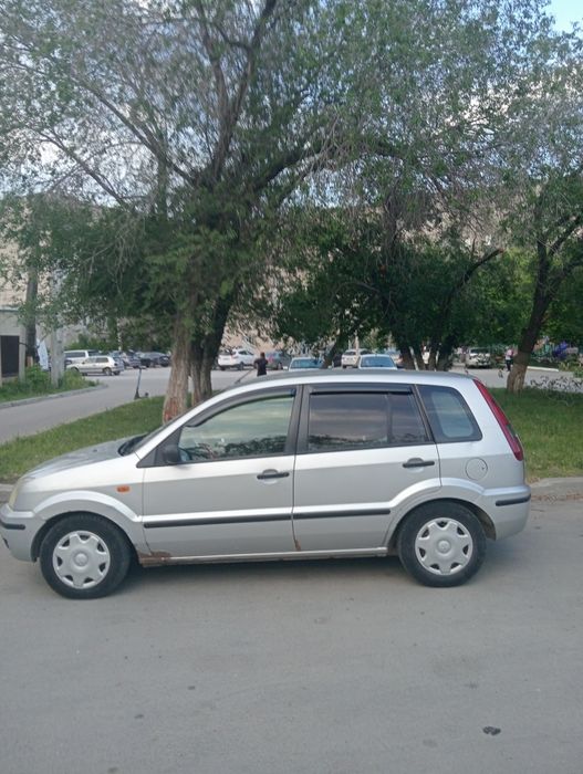 Продам Ford фьюжн 1.4 дизель