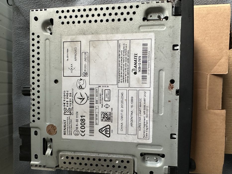 Radio cd player Renault Megane sau Scenic Iii