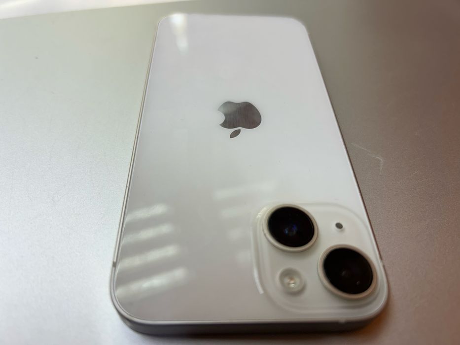 iPhone 14 Starlight с айклоуд !