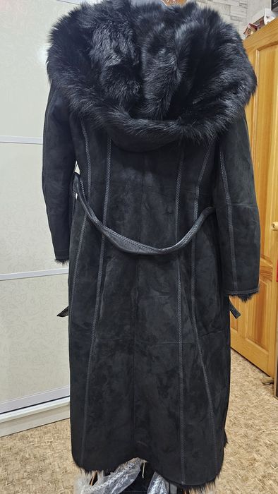 Продам женскую дубленку