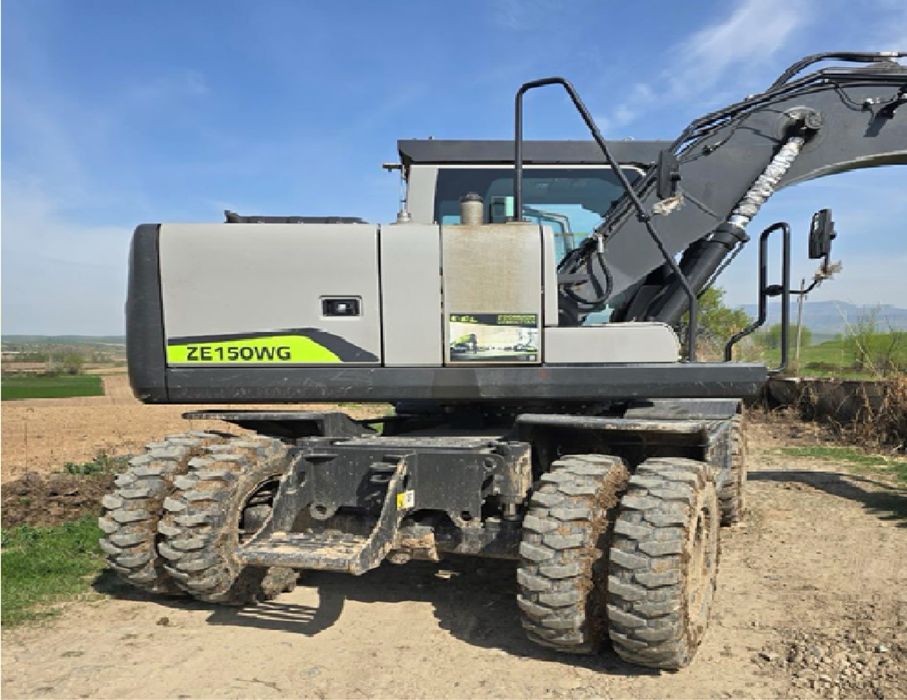 Колёсный экскаватор Zoomlion ZE150WG