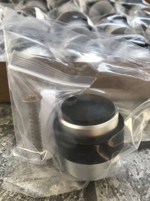 Стопери за Врати