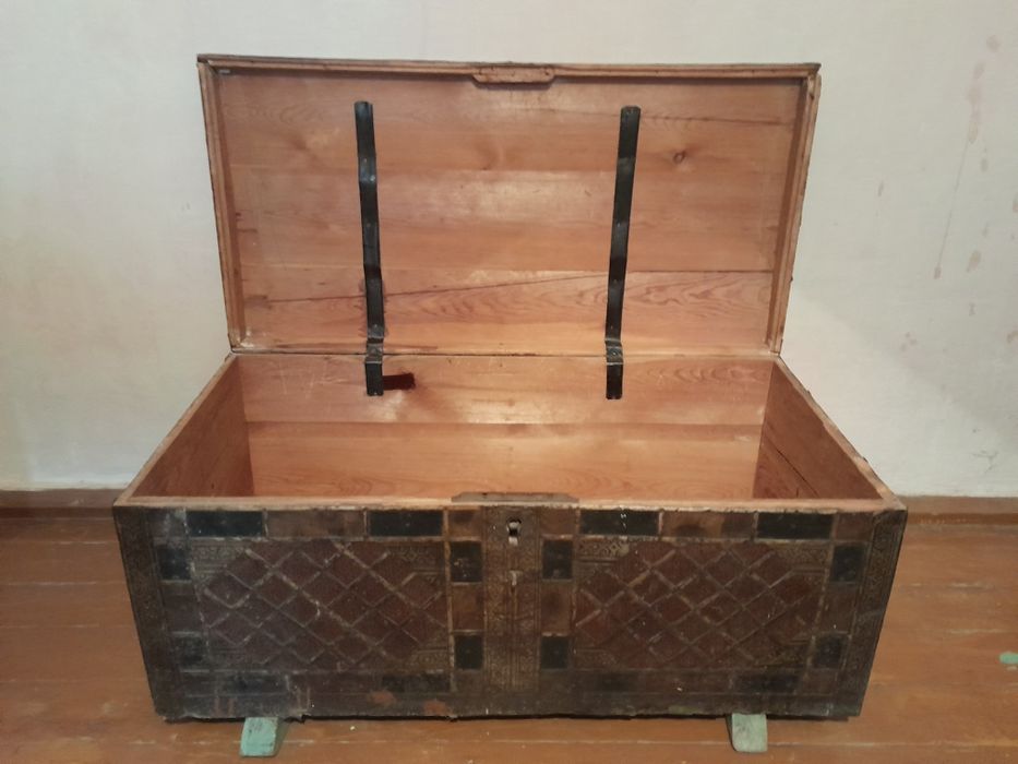 Антикварный сундук - 1930-х годов