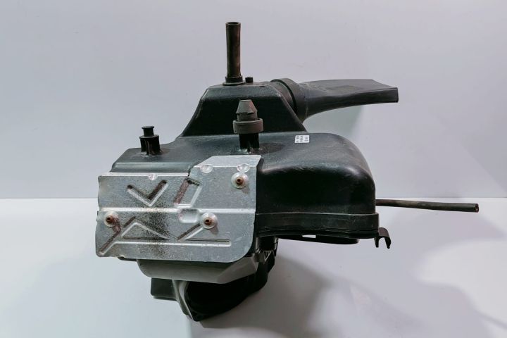 Carcasa filtru aer  8K0133835AD Audi A4 B8/8K