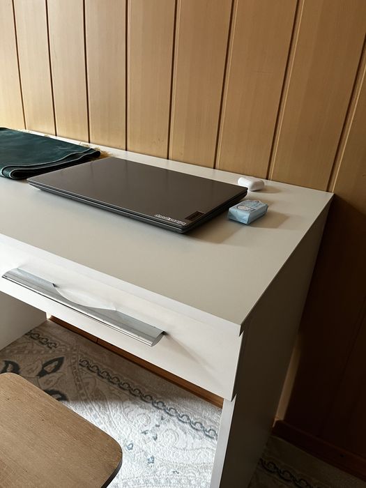 Стол для учебы