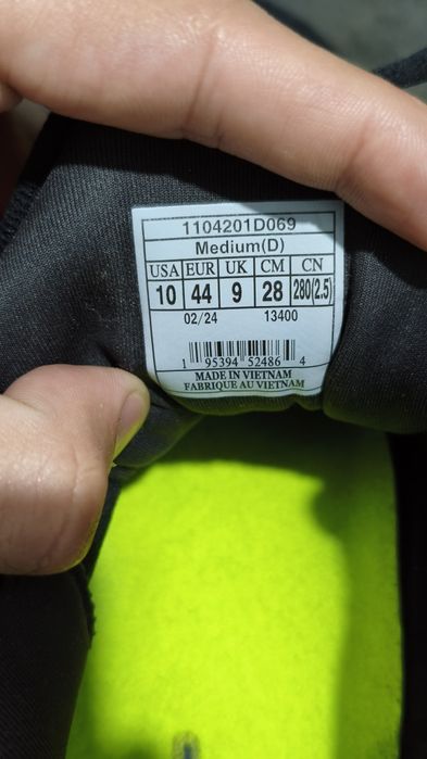Оригинальные кроссовки Brooks
