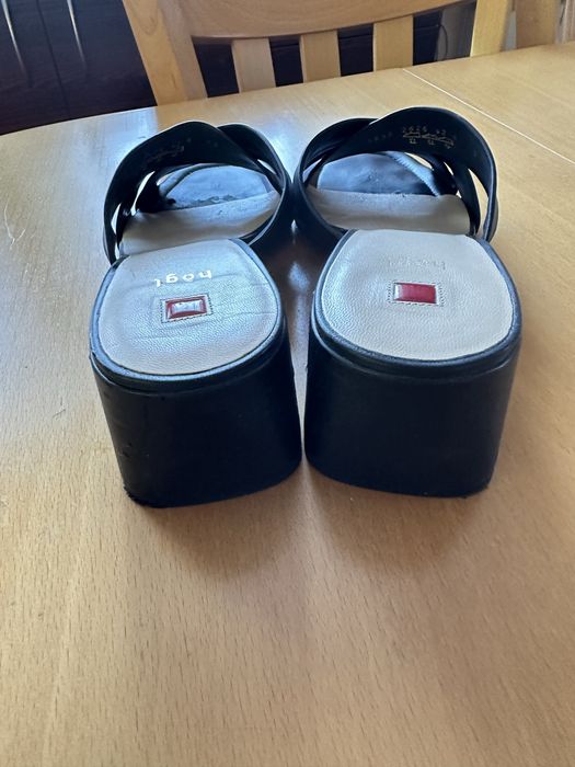 HOGL чехли от естествена кожа