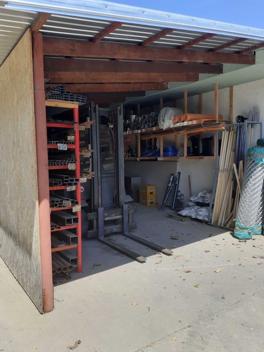 Casa/magazin Urleasca