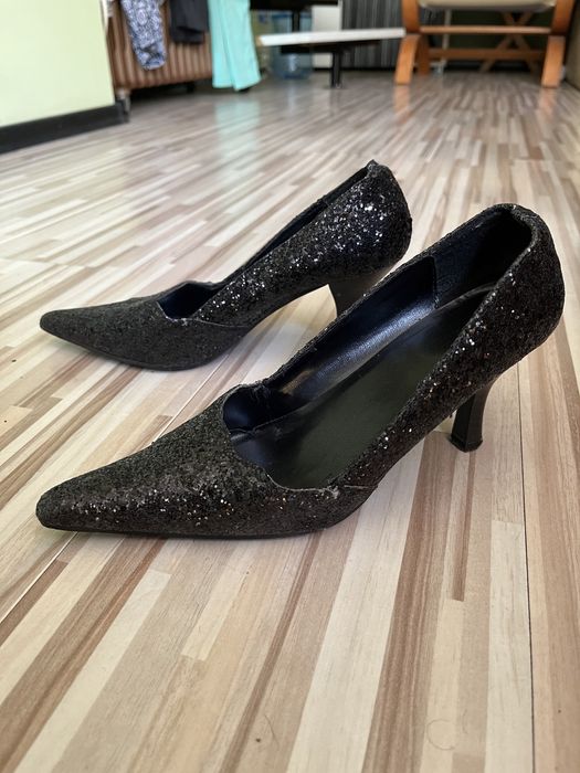 Дамски обувки на ток