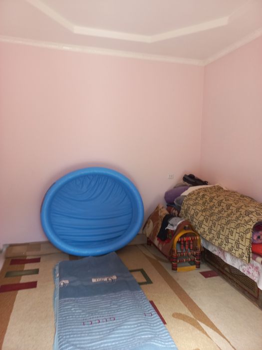 TOSHMI POSTDA 4km kirganda atpni ozida 6sotik 4ta xona uy sotilad