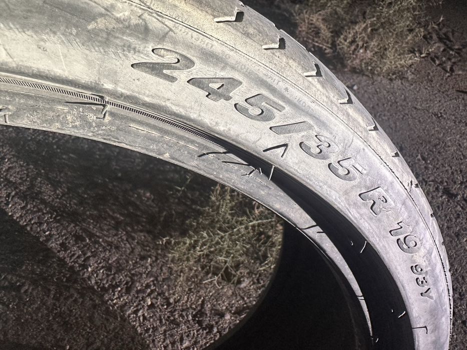 Шина 245/35R19 (1шт)