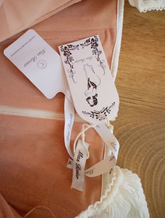 Rochie eleganta noua XL din dantela-superba