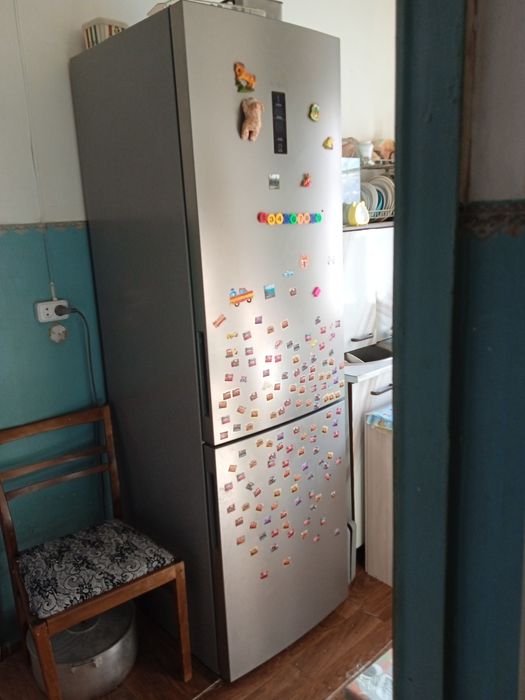 Продам холодильник