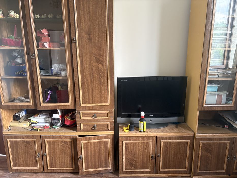Продаем старый шакаф