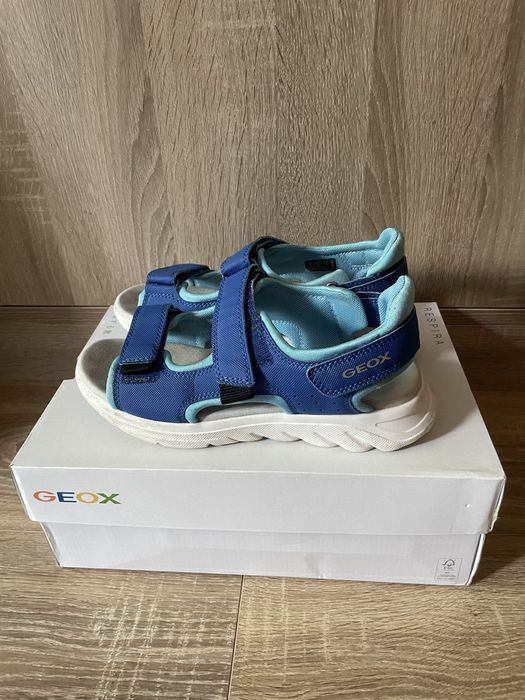 Geox детски сандали