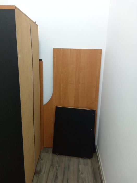 Офисный шкаф с угловым столом