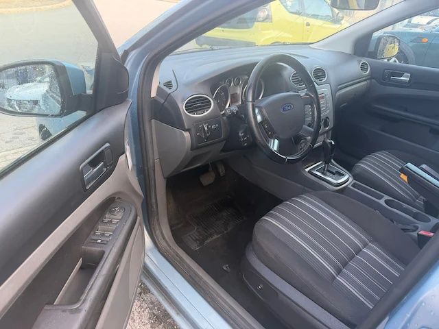FORD Focus 2009 — imagine 5
