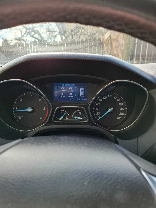 FORD Focus 2011 — imagine 3