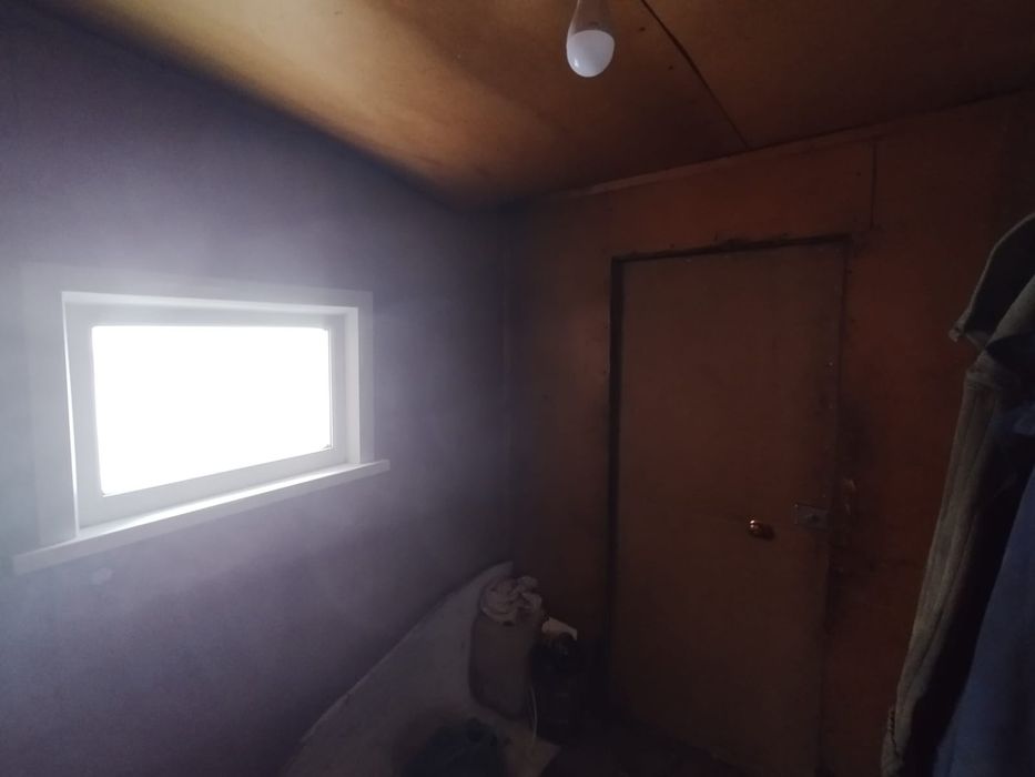 Контейнер 20 футовый.