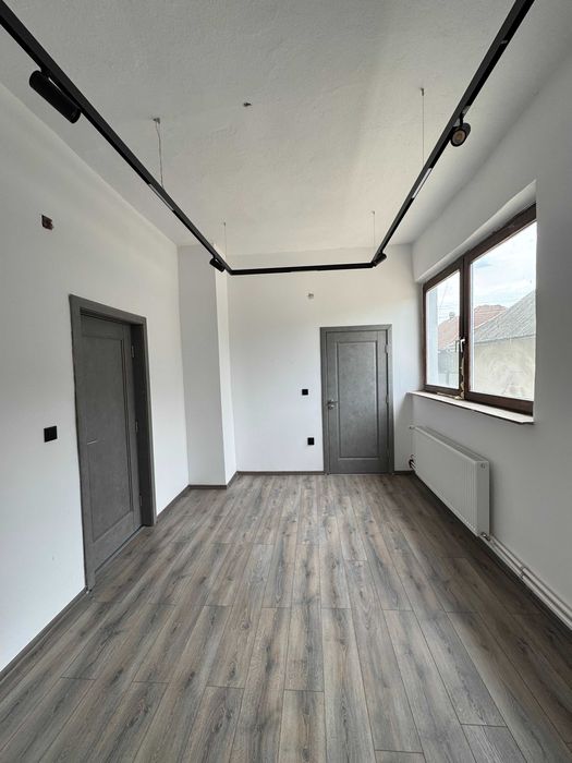 Spațiu comercial de închiriat - 170mp.