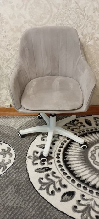 Кресло велюр мягкое.