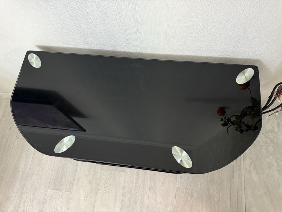 Тумба под телевизор