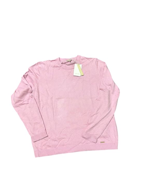 Новые качественные Свитора женские