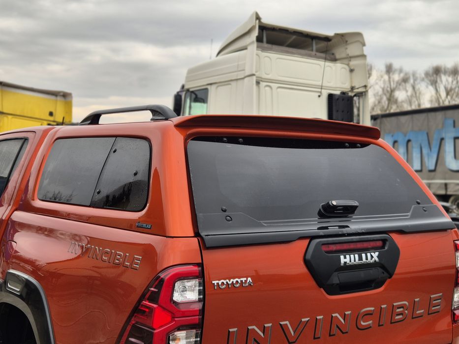Hardtop Toyota Hilux