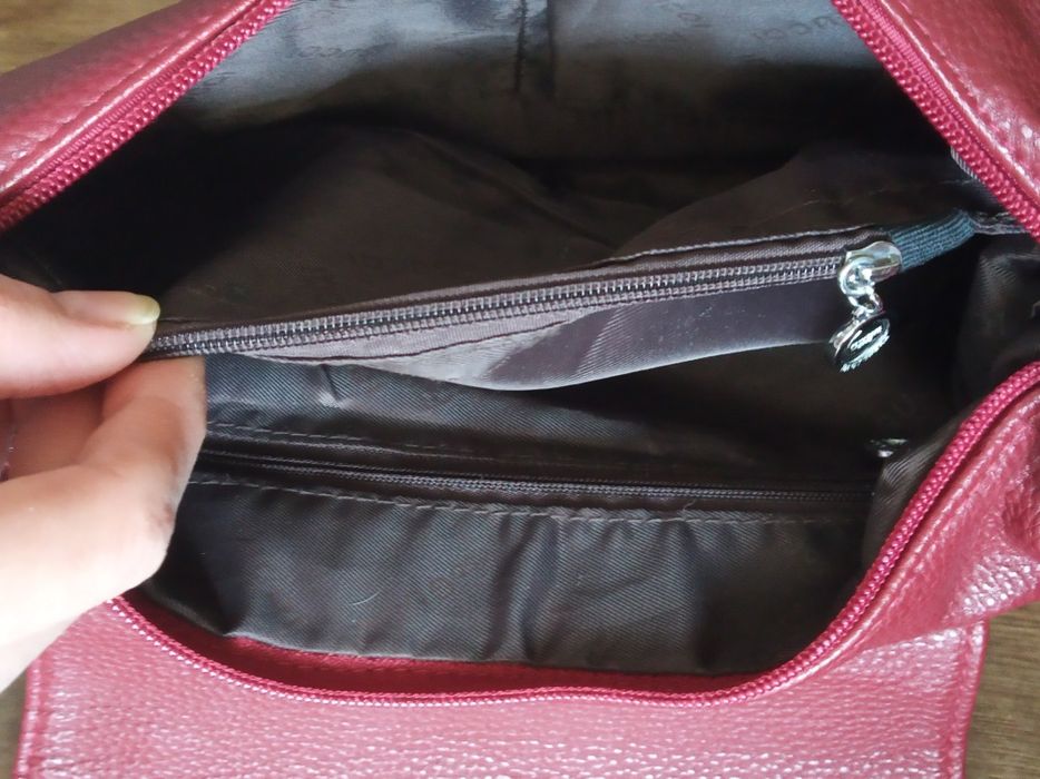 Продам сумку дамскую, кожаную.