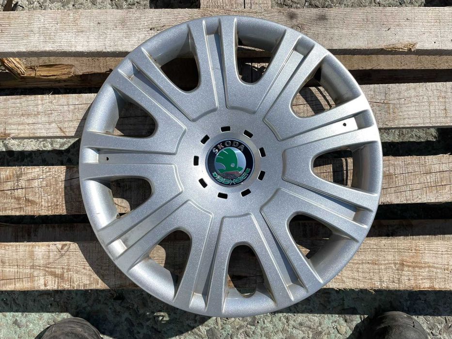 15 цола Тас SKODA Fabia Octavia 1Z0601147E Оригинал