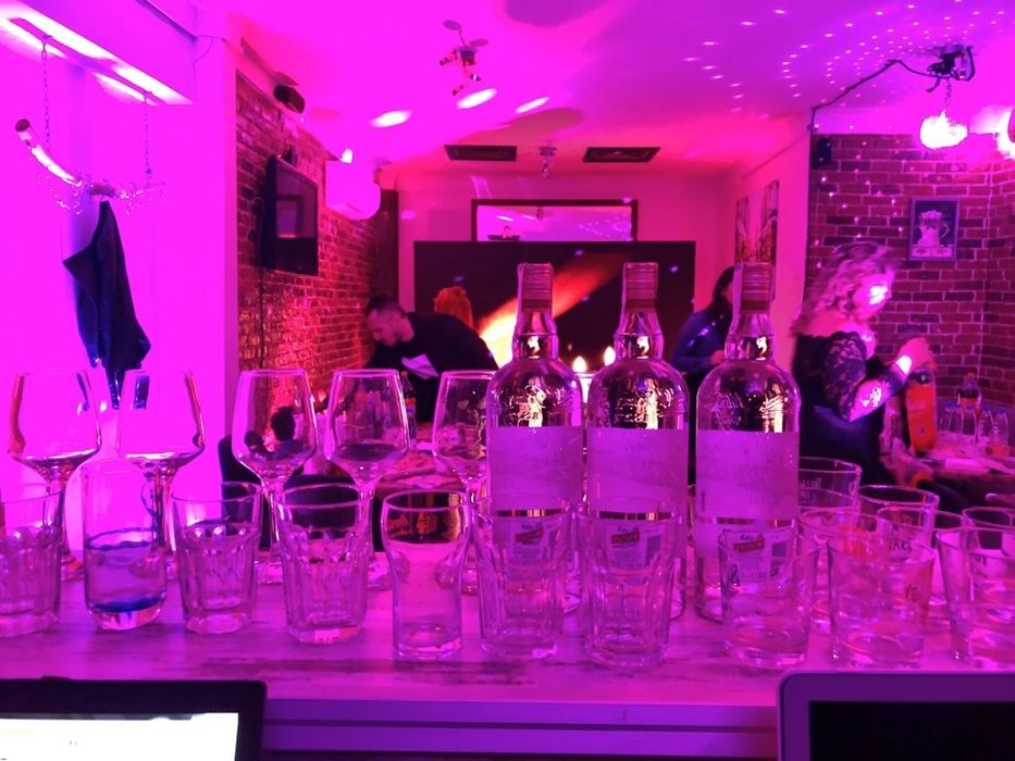 ПАРТИ!!!ЗАЛА под наем за частно парти жк Надежда 3 с градина!