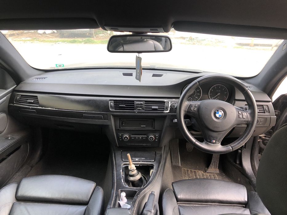 Продаваме на части бмв е92 320и 170кс. Bmw e92 320i.