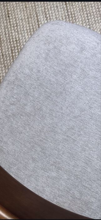 Стулья по 25000 тг