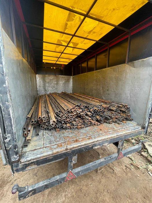 Профильные Стойки для забора. Доставка Алматы. Квадратные трубы: 550 тг ...