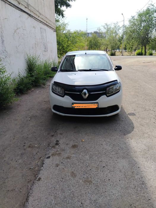 Продам а,м рено логан